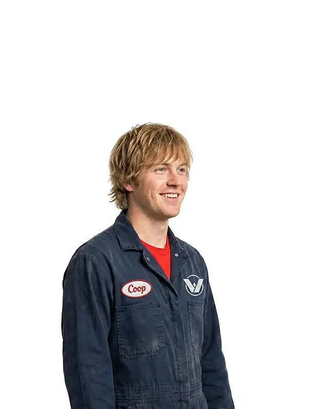 Workshop mechanic 5